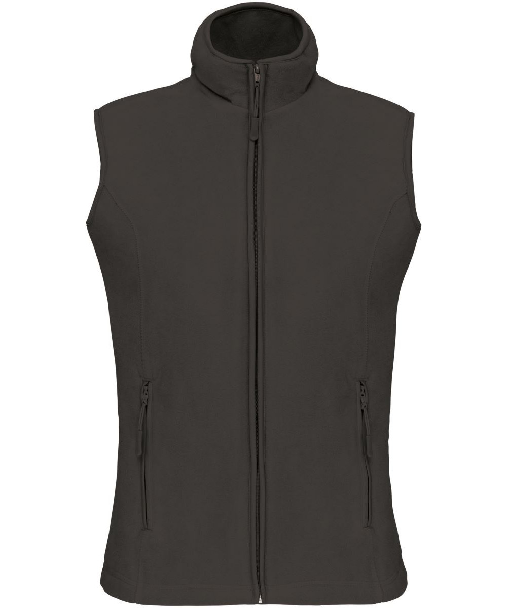 Kariban női softshell mellény céges logóval, gépi hímzéssel